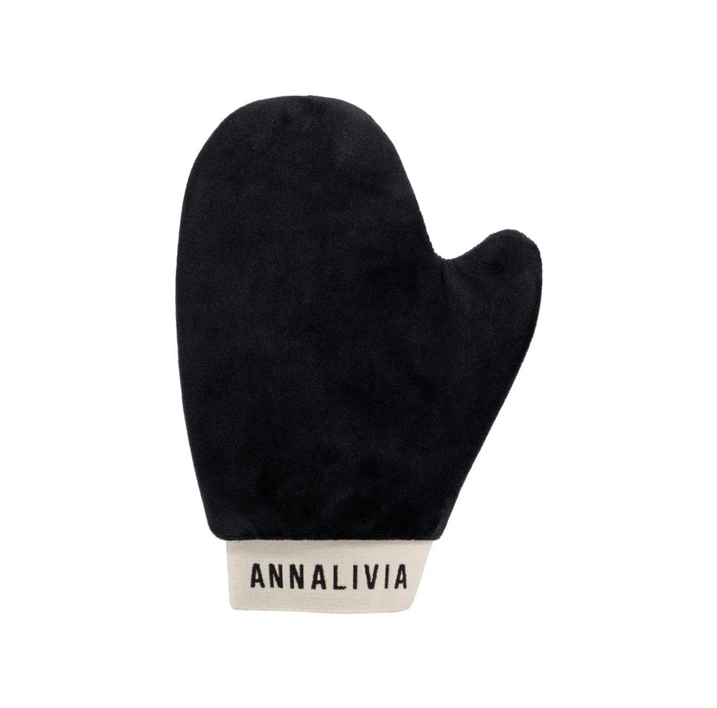 BPerfect x Annalivia Tanning Mitt